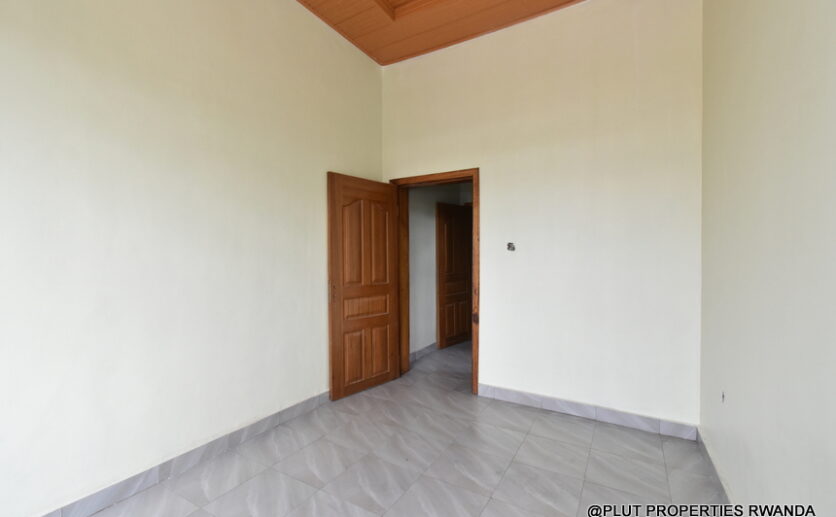 House for sale in Ntarama Bugesera plut properties (5)