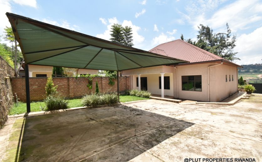 unfurnished house for rent in Kacyiru plut properties (14)