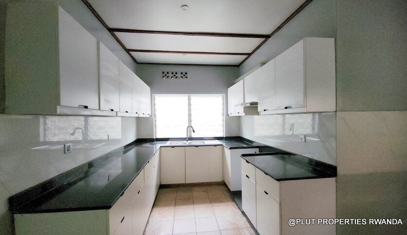 unfurnished house for rent in Kimihurura Kigali plut properties (1)