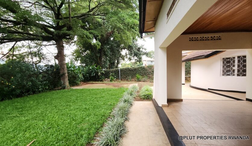 unfurnished house for rent in Kimihurura Kigali plut properties (11)
