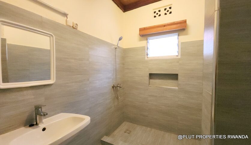 unfurnished house for rent in Kimihurura Kigali plut properties (4)