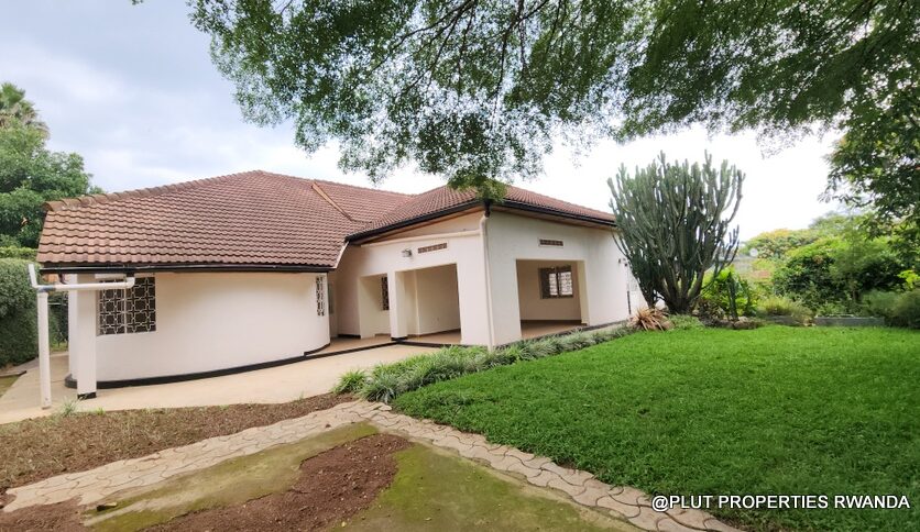 unfurnished house for rent in Kimihurura Kigali plut properties (6)