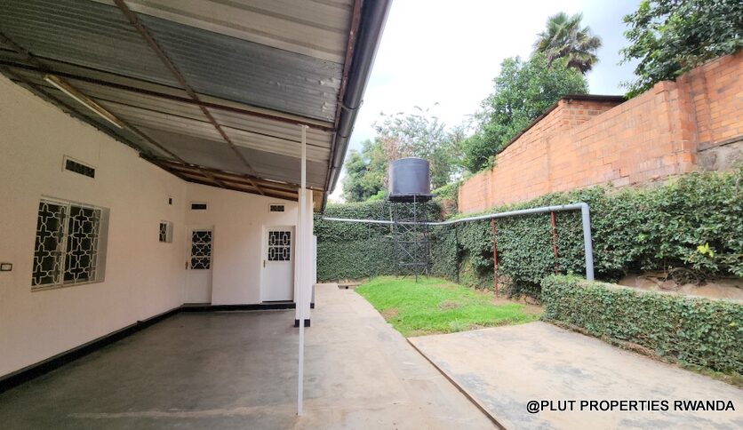 unfurnished house for rent in Kimihurura Kigali plut properties (9)