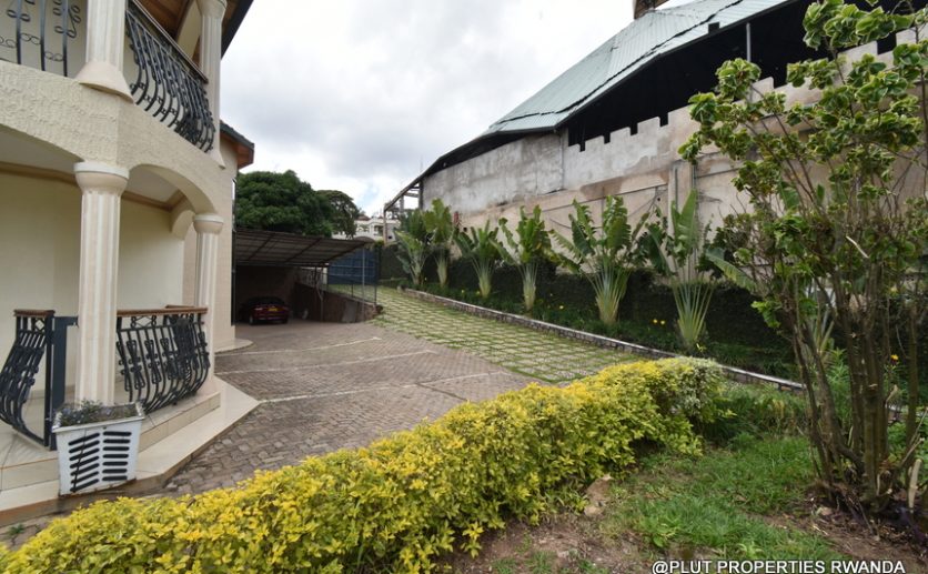 Big house for rent in Nyarutarama plut properties (7)