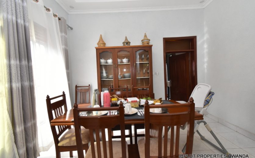 House for rent in Kanombe plut properties (6)