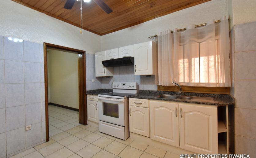 House for rent in Kiyovu plut properties (17)