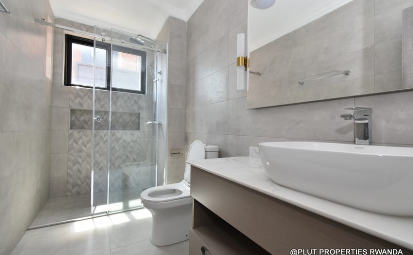 House for rent in Rebero plut properties (14)