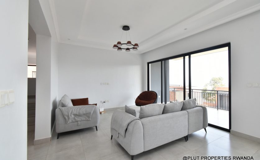 House for rent in Rebero plut properties (4)