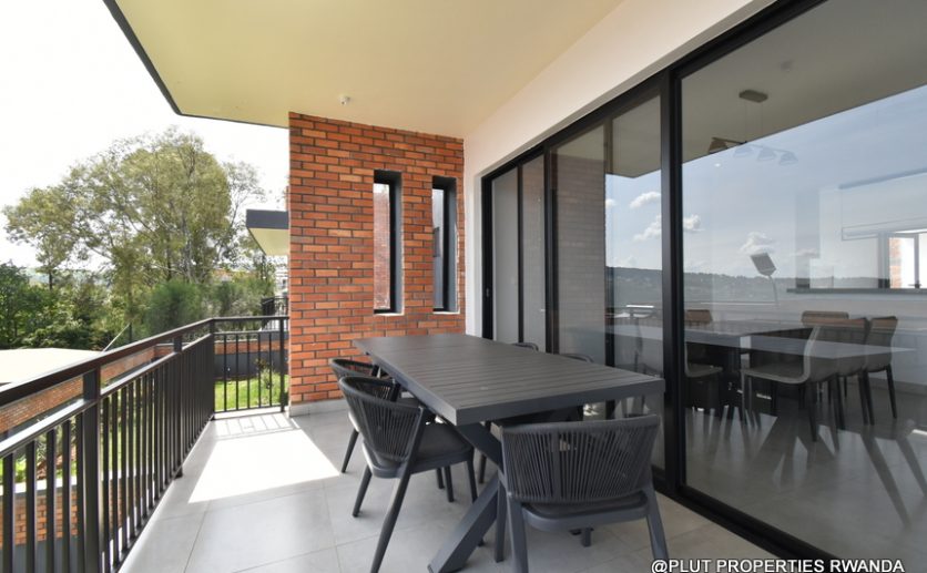 House for rent in Rebero plut properties (9)