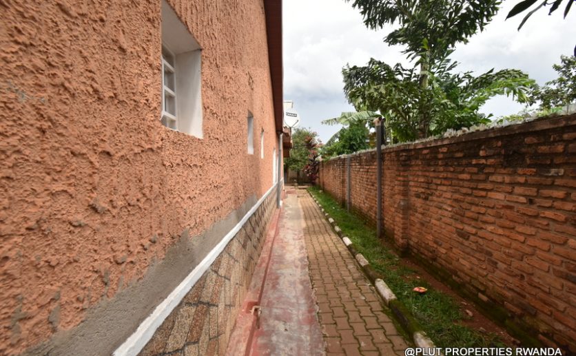 Kimironko house for sale plut properties (1)