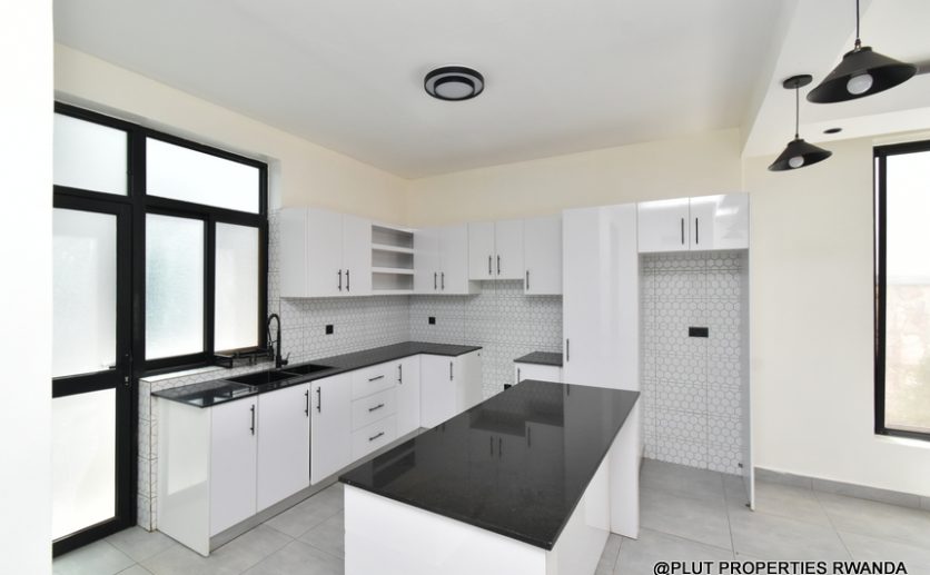 duplex house for rent in Muyange plut properties (3)