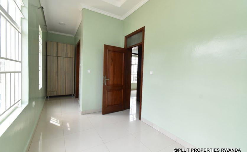 house for rent in Kicukiro Muyange plut properties (7)