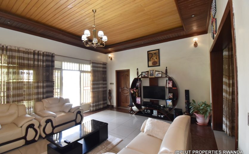 5 bedrooms in Kicukiro for rent plut properties (4)
