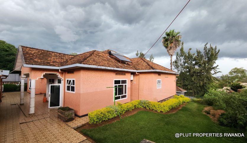 Kiyovu Kigali house for rent plut properties (4)