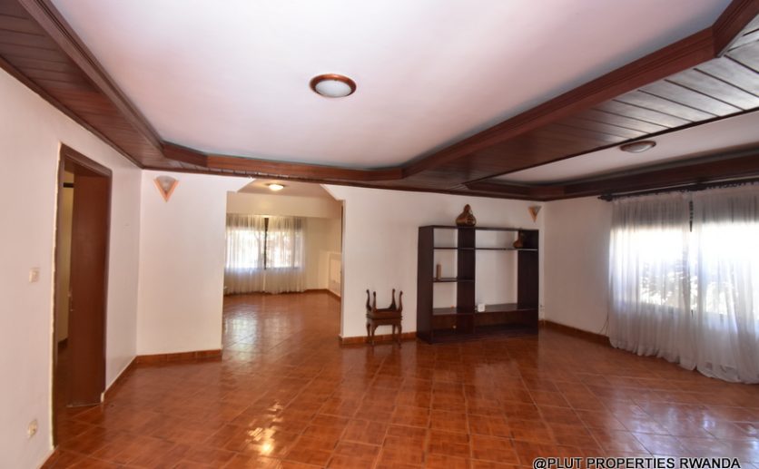 unfurnished house in Kimihurura for rent plut properties (2)