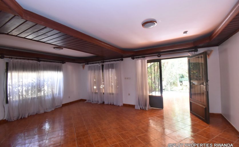 unfurnished house in Kimihurura for rent plut properties (4)