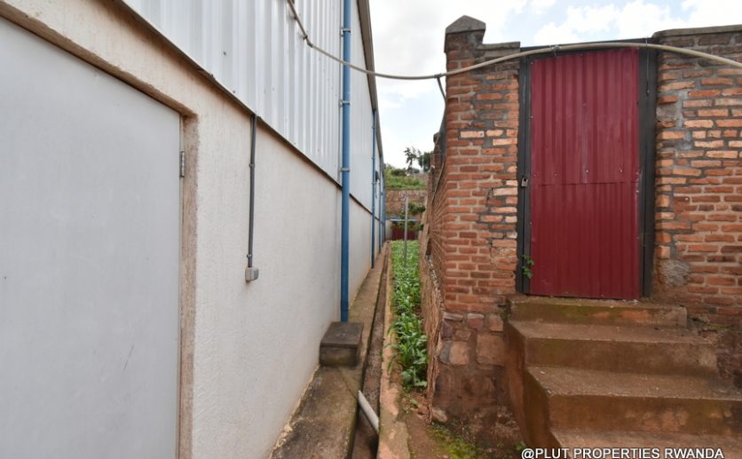 warehouse for rent in Masoro Kigali plut properties (7)