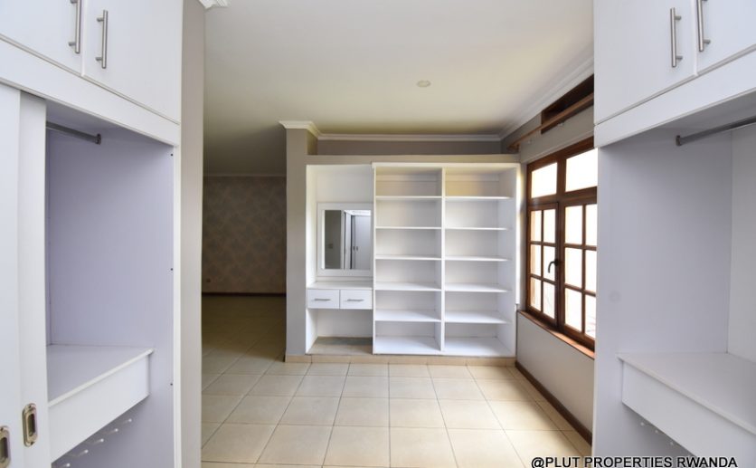 unfurnished house in Kibagabaga plut properties (20)