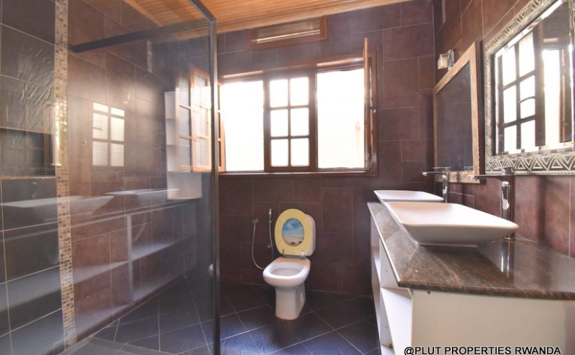 unfurnished house in Kibagabaga plut properties (21)