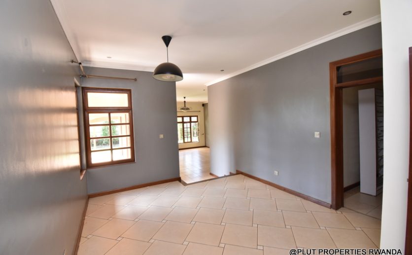 unfurnished house in Kibagabaga plut properties (9)