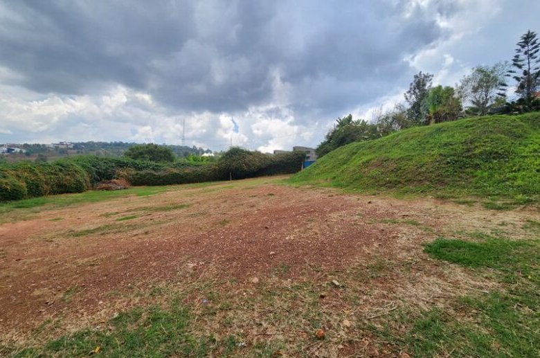 Plot in Rebero Kigali For Sale 