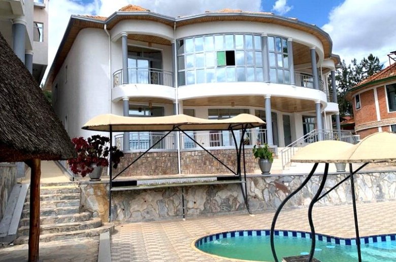 Commercial property in Kibagabaga for rent