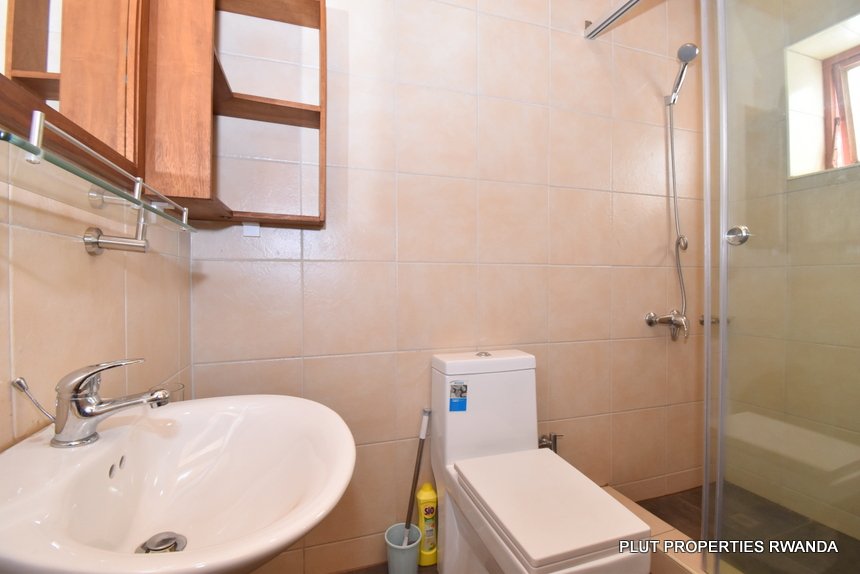 2-bedrooms-apartment-for-rent-in-city-center-plut-properties-5 2-Bedrooms Apartment for Rent in City Center