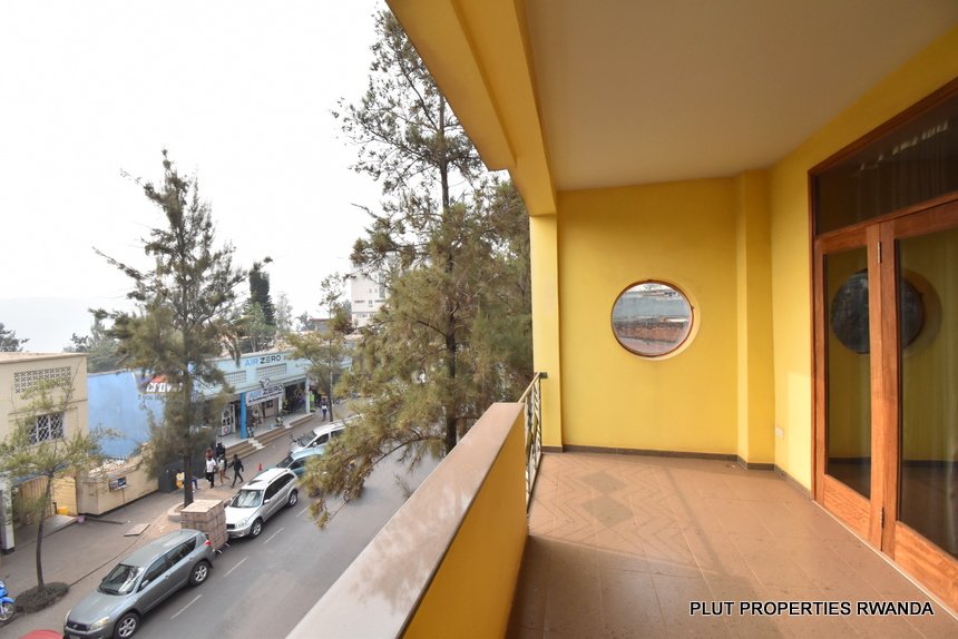 2-bedrooms-apartment-for-rent-in-city-center-plut-properties-6 2-Bedrooms Apartment for Rent in City Center