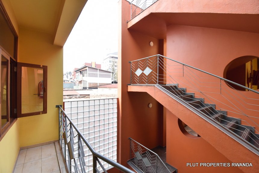 2-bedrooms-apartment-for-rent-in-city-center-plut-properties-7 2-Bedrooms Apartment for Rent in City Center