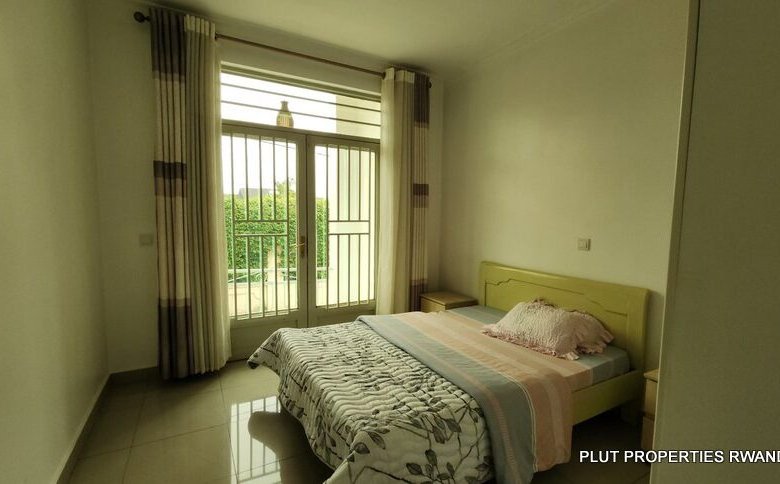 2 bedrooms house for rent in Gisozi 