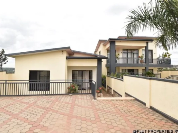 Modern 2-Bedroom Furnished House for Rent