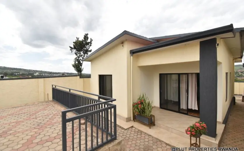 Modern 2-Bedroom Furnished House for Rent