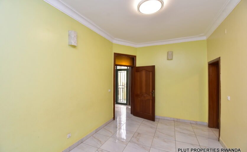 2-houses-for-sale-in-Kibagabaga-plut-properties-4-836×517 2 houses for sale in Kibagabaga.