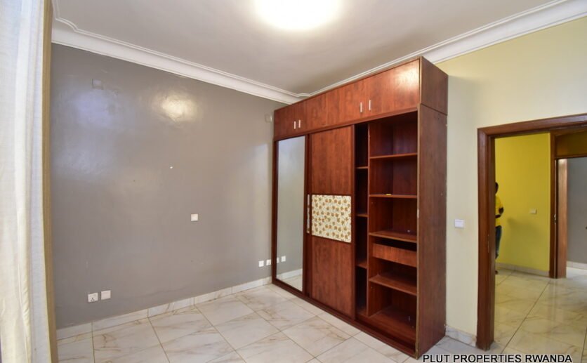 2-houses-for-sale-in-Kibagabaga-plut-properties-5-836×517 2 houses for sale in Kibagabaga.