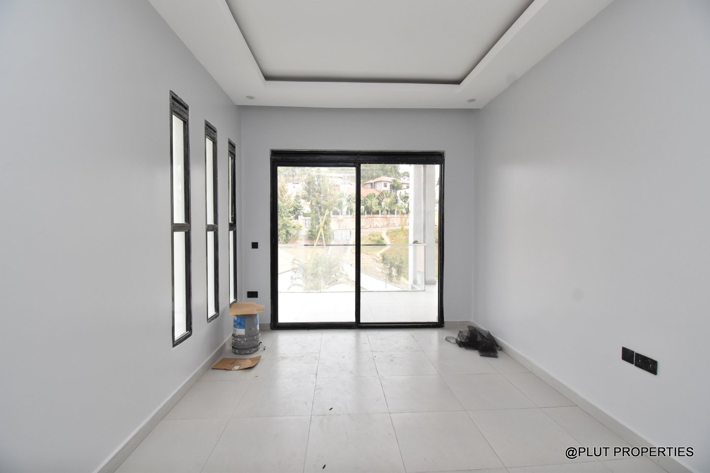 2 modern houses for sale plut properties (11) 2 modern houses for sale