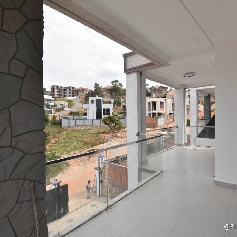 2 modern houses for sale