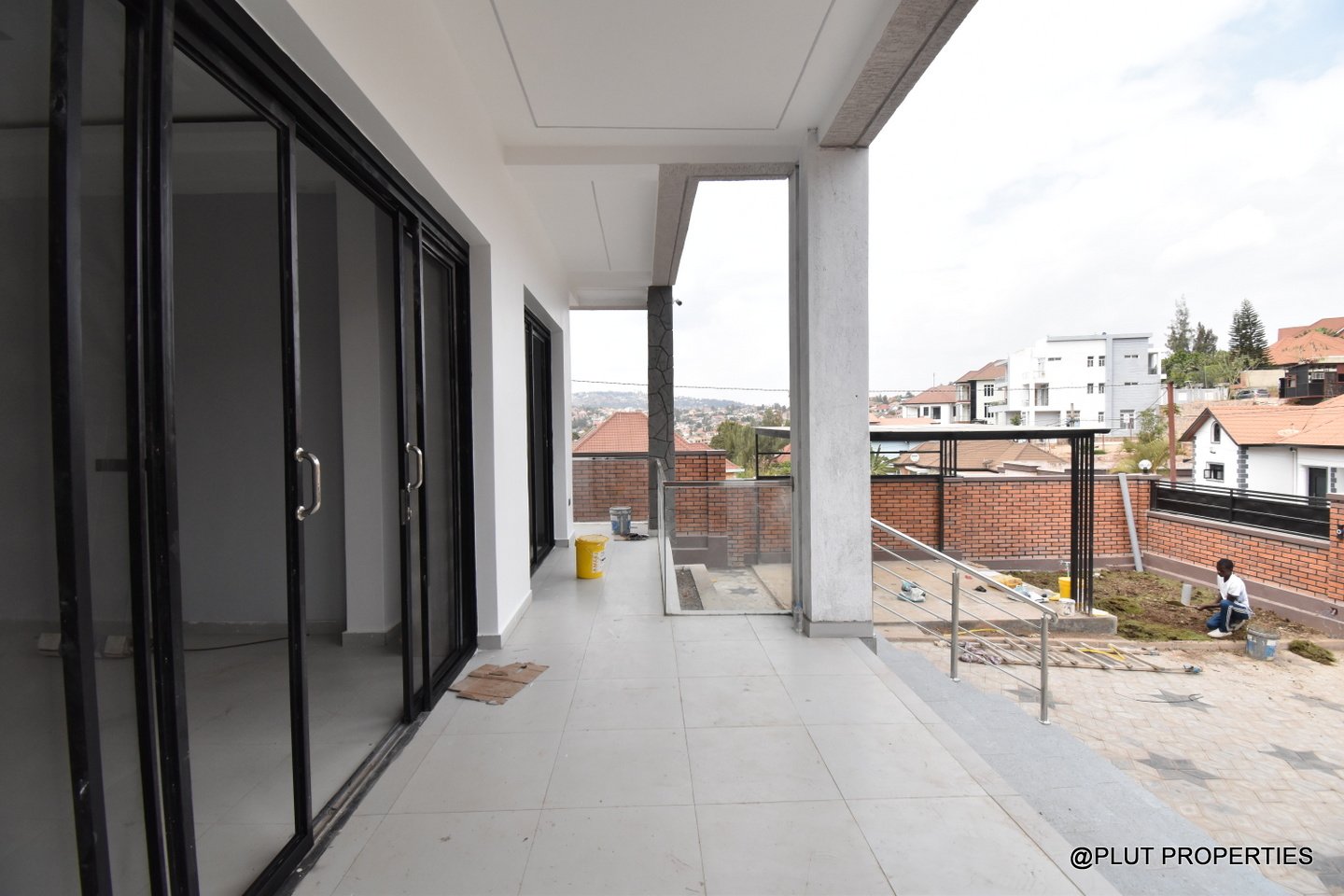 2 modern houses for sale plut properties (4) 2 modern houses for sale