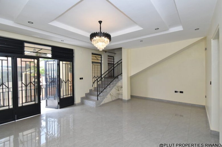 2 storey house for rent
