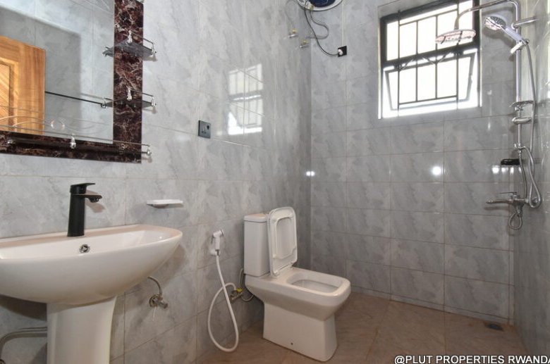 2 storey house for rent