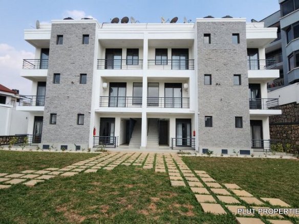2 stories apartment for rent 