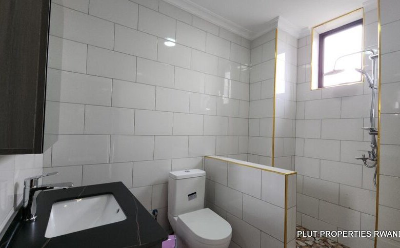 2 stories apartment for rent 