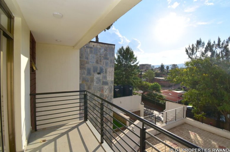 3 bedrooms house for Rent in Kacyiru