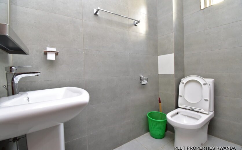 3-bedroom-house-for-rent-in-Kacyiru-plut-properties-15-836×517 3 bedrooms house for Rent in Kacyiru