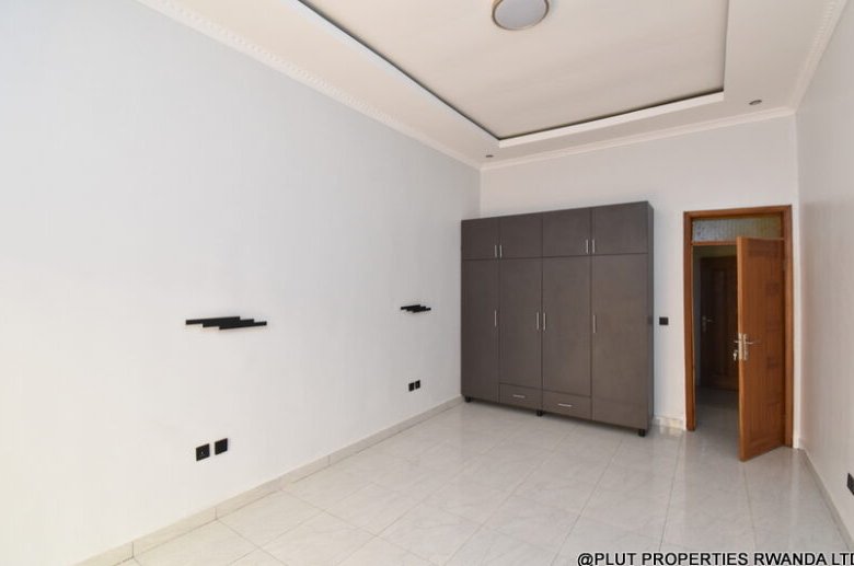 House for Sale in Prime Kanombe