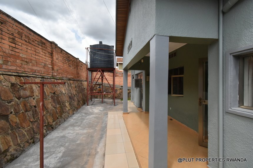 bedroom house for rent in Gacuriro