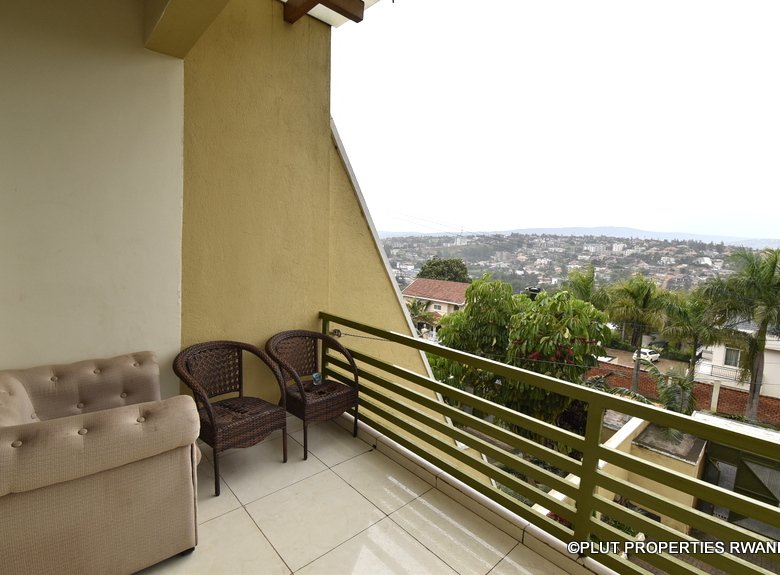 4 bedrooms for rent in Kibagabaga.
