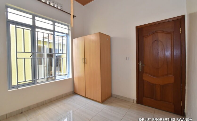 4 bedrooms house for rent in Kicukiro