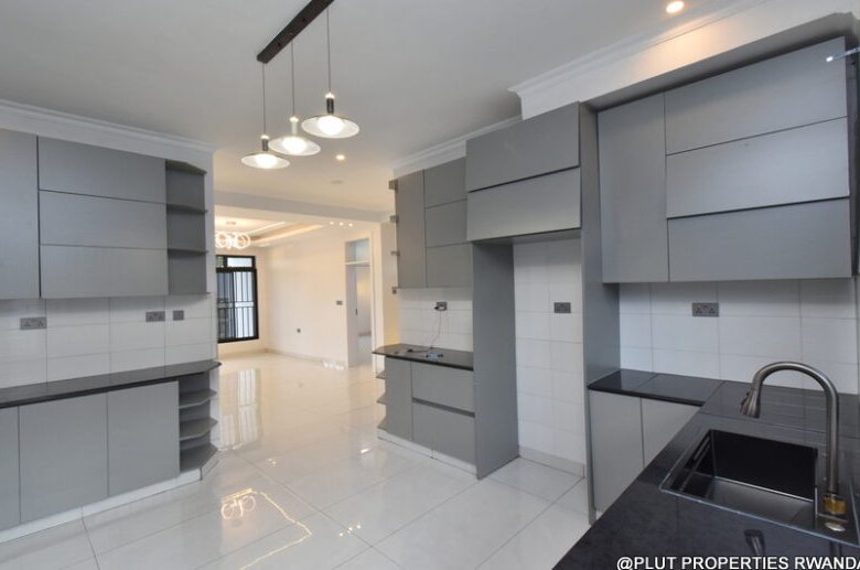 6 bedrooms house for sale in Kibagabaga 