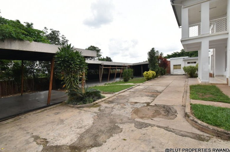 Spacious 8 Bedroom House for Sale in Kimihurura