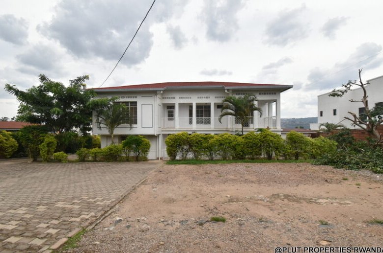 Spacious 8 Bedroom House for Sale in Kimihurura